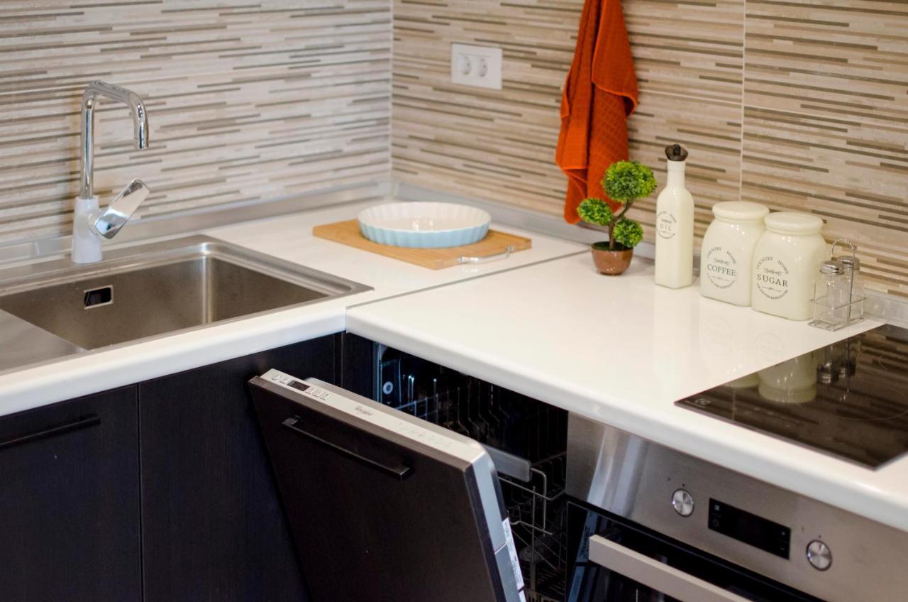 Stylish Studio, Skopje Centre - Private Parking - Panoramic Views מראה חיצוני תמונה